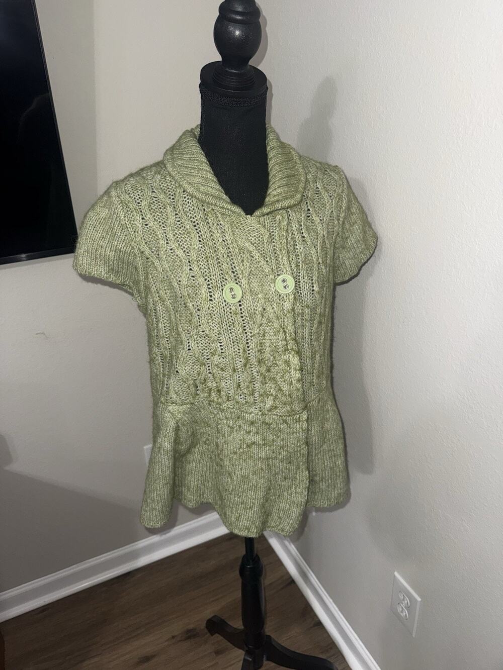 Dressbarn Petite PM Sage Green Cable Knit Cardigan Short Sleeve Peplum Button